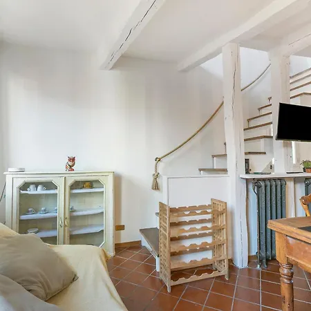 Old Town 50m And Shop Appartement
